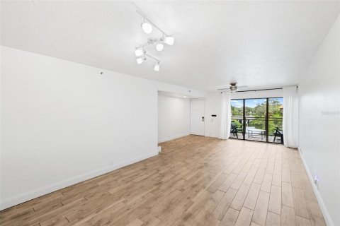 Condominio en venta en Sarasota, Florida, 2 dormitorios, 117.43 m2 № 1843966 - foto 8