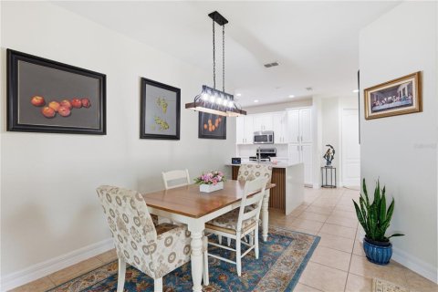 Touwnhouse à vendre à Orlando, Floride: 3 chambres, 130.81 m2 № 2394172 - photo 11