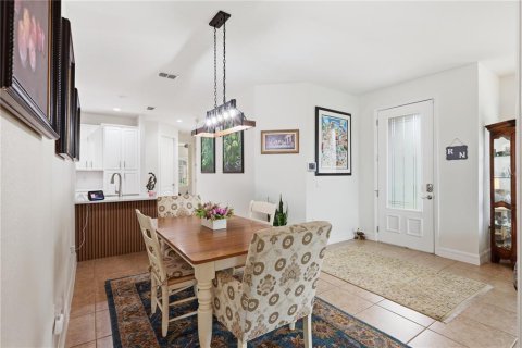 Touwnhouse à vendre à Orlando, Floride: 3 chambres, 130.81 m2 № 2394172 - photo 12