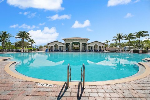 Купить таунхаус в Катлер-Бей, Флорида 4 спальни, 159.79м2, № 2015299 - фото 29