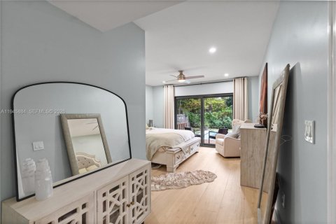 Villa ou maison à vendre à Biscayne Park, Floride: 3 chambres, 149.11 m2 № 2002472 - photo 21