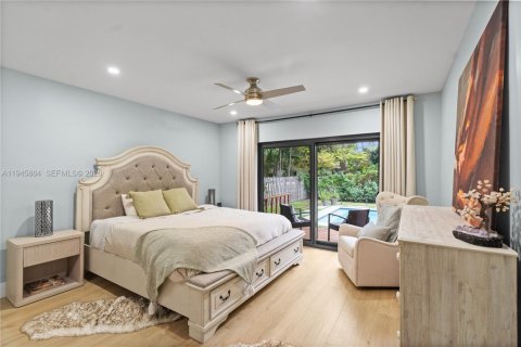 Villa ou maison à vendre à Biscayne Park, Floride: 3 chambres, 149.11 m2 № 2002472 - photo 22