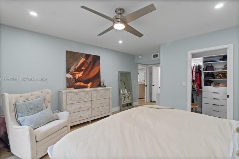 Villa ou maison à vendre à Biscayne Park, Floride: 3 chambres, 149.11 m2 № 2002472 - photo 24