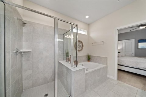 House in Davenport, Florida 7 bedrooms, 288.18 sq.m. № 2104462 - photo 20