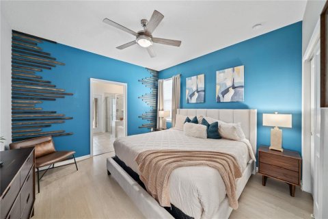 House in Davenport, Florida 7 bedrooms, 288.18 sq.m. № 2104462 - photo 18