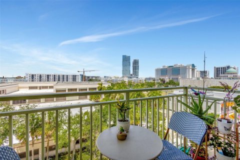 Condo in West Palm Beach, Florida, 2 bedrooms  № 1706585 - photo 29