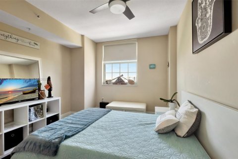 Condo in West Palm Beach, Florida, 2 bedrooms  № 1706585 - photo 18