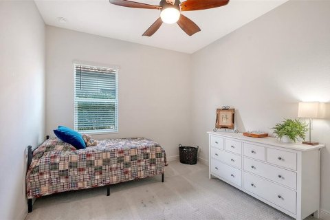 House in Bradenton, Florida 4 bedrooms, 256.22 sq.m. № 2220753 - photo 25
