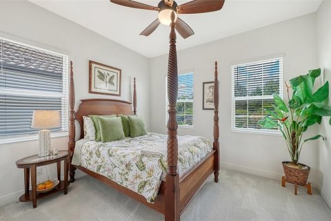 House in Bradenton, Florida 4 bedrooms, 256.22 sq.m. № 2220753 - photo 20