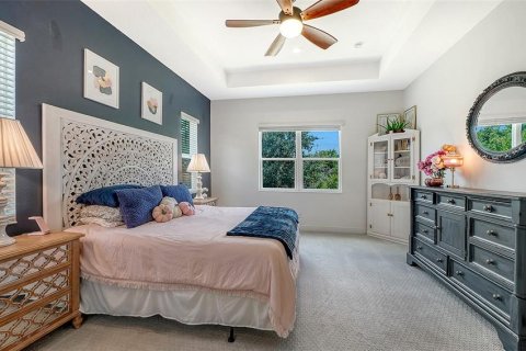House in Bradenton, Florida 4 bedrooms, 256.22 sq.m. № 2220753 - photo 16