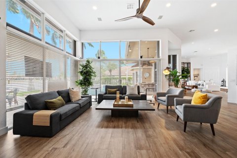 Villa ou maison à vendre à Weston, Floride: 5 chambres, 351.54 m2 № 1969864 - photo 10