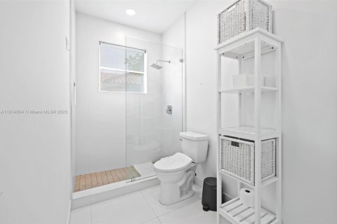 Villa ou maison à vendre à Weston, Floride: 5 chambres, 351.54 m2 № 1969864 - photo 23