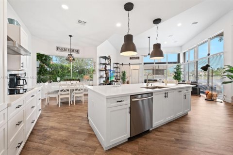 Villa ou maison à vendre à Weston, Floride: 5 chambres, 351.54 m2 № 1969864 - photo 14