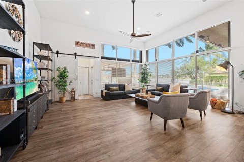 Villa ou maison à vendre à Weston, Floride: 5 chambres, 351.54 m2 № 1969864 - photo 9