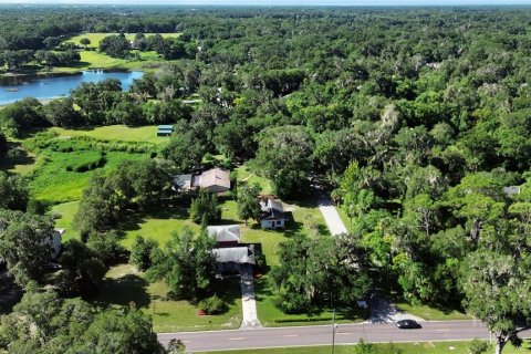 Villa ou maison à vendre à DeLand, Floride: 4 chambres, 241.36 m2 № 2339527 - photo 28