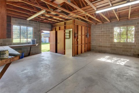 Villa ou maison à vendre à DeLand, Floride: 4 chambres, 241.36 m2 № 2339527 - photo 13