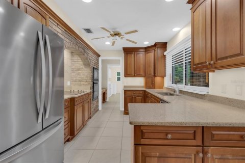 House in Longwood, Florida 4 bedrooms, 263.19 sq.m. № 2230731 - photo 25