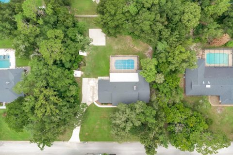 House in Longwood, Florida 4 bedrooms, 263.19 sq.m. № 2230731 - photo 12