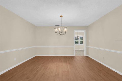 House in Longwood, Florida 4 bedrooms, 263.19 sq.m. № 2230731 - photo 18