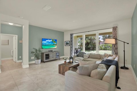 House in Fish Hawk, Florida 5 bedrooms, 246.1 sq.m. № 1837584 - photo 20