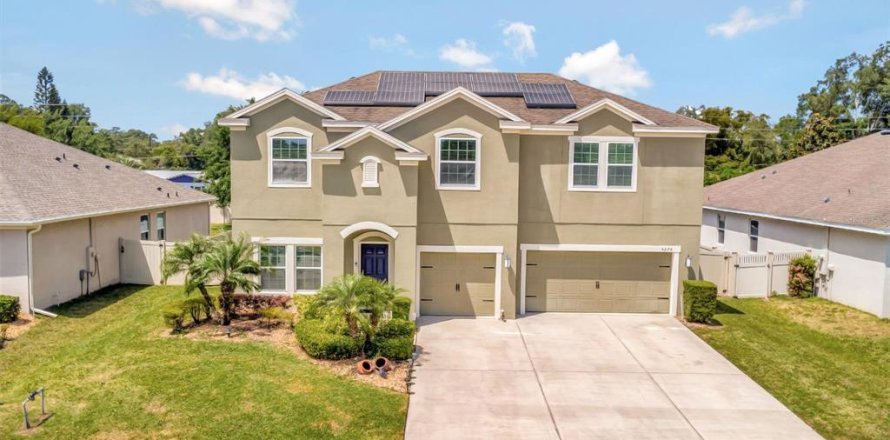 House in Winter Park, Florida 5 bedrooms, 292.83 sq.m. № 1718528