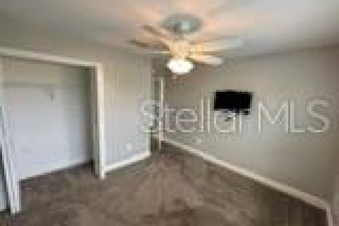 Casa en alquiler en The Villages, Florida, 3 dormitorios, 149.94 m2 № 1915514 - foto 19