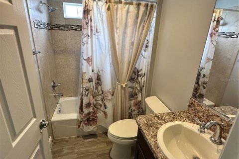 Casa en alquiler en The Villages, Florida, 3 dormitorios, 149.94 m2 № 1915514 - foto 23
