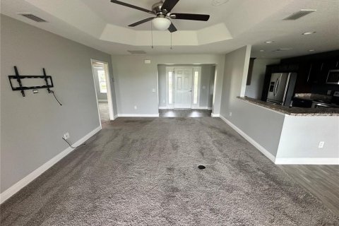 Casa en alquiler en The Villages, Florida, 3 dormitorios, 149.94 m2 № 1915514 - foto 8
