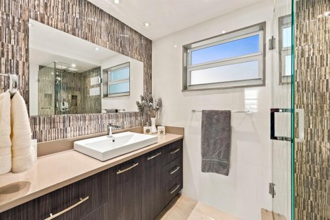 Condo in Pompano Beach, Florida, 2 bedrooms  № 2376355 - photo 26