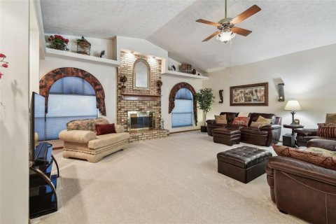 Villa ou maison à vendre à Valrico, Floride: 4 chambres, 295.43 m2 № 1649942 - photo 10