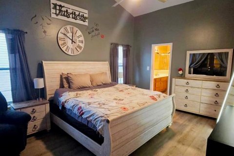 Villa ou maison à vendre à Altamonte Springs, Floride: 4 chambres, 194.44 m2 № 1912670 - photo 14