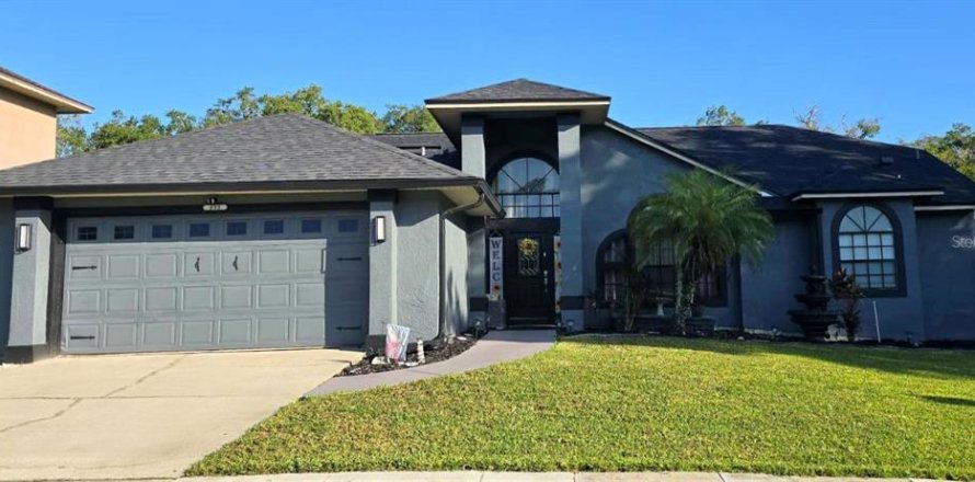 Villa ou maison à Altamonte Springs, Floride 4 chambres, 194.44 m2 № 1912670