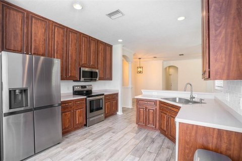 House in Lutz, Florida 3 bedrooms, 142.7 sq.m. № 1823047 - photo 5