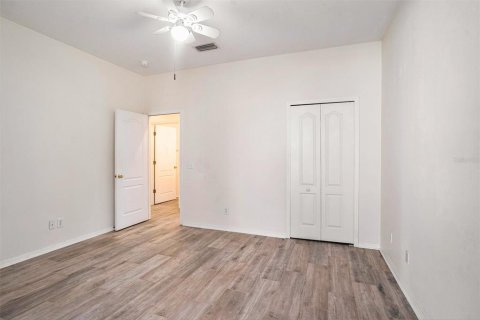House in Lutz, Florida 3 bedrooms, 142.7 sq.m. № 1823047 - photo 12