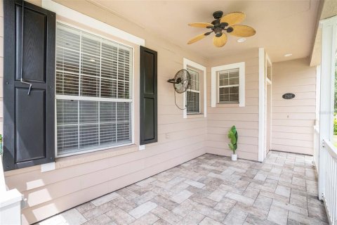 House in Lutz, Florida 3 bedrooms, 142.7 sq.m. № 1823047 - photo 4