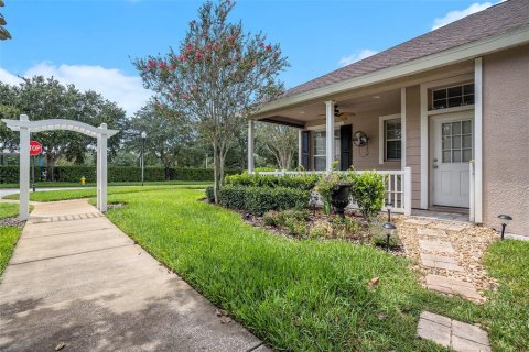 House in Lutz, Florida 3 bedrooms, 142.7 sq.m. № 1823047 - photo 2