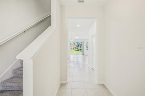 Touwnhouse à louer à Riverview, Floride: 3 chambres, 155.61 m2 № 2430465 - photo 4