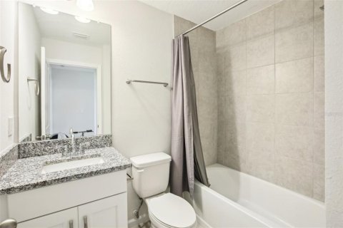Touwnhouse à louer à Riverview, Floride: 3 chambres, 155.61 m2 № 2430465 - photo 20