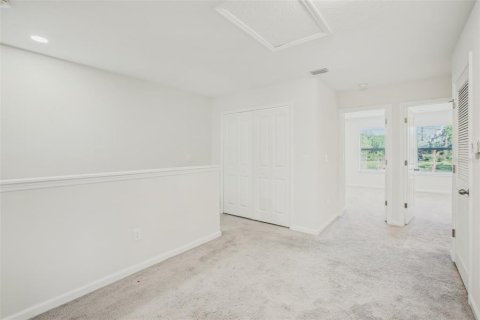Touwnhouse à louer à Riverview, Floride: 3 chambres, 155.61 m2 № 2430465 - photo 14