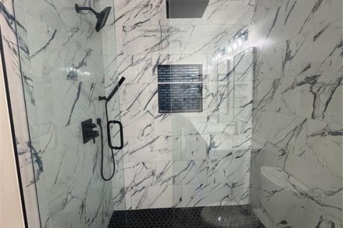 Купить виллу или дом в Брейдентон, Флорида 3 комнаты, 180.79м2, № 2226000 - фото 18