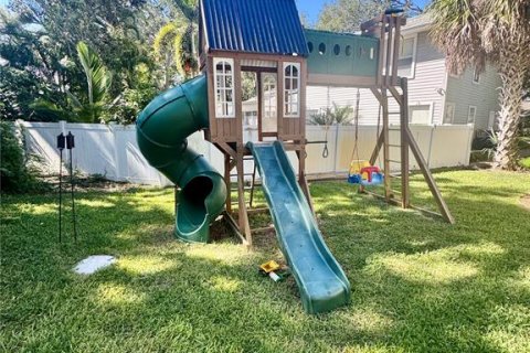 Купить виллу или дом в Брейдентон, Флорида 3 комнаты, 180.79м2, № 2226000 - фото 25