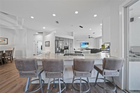 House in Sarasota, Florida 3 bedrooms, 243.78 sq.m. № 1680354 - photo 7