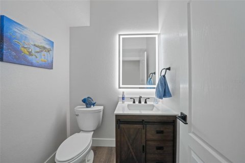 House in Sarasota, Florida 3 bedrooms, 243.78 sq.m. № 1680354 - photo 27