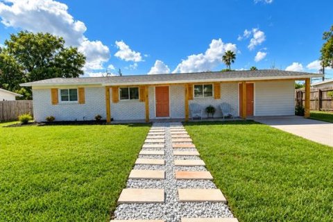 Villa ou maison à Orlando, Floride 3 chambres, 114.92 m2 № 2427624