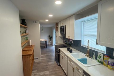 Villa ou maison à vendre à Orlando, Floride: 3 chambres, 114.92 m2 № 2427624 - photo 6