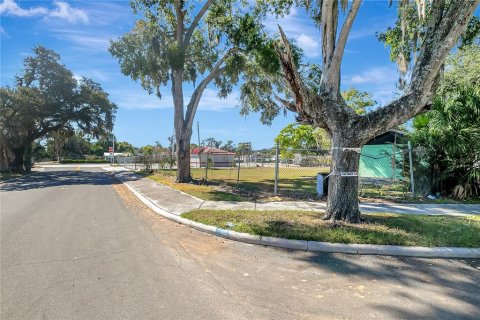Terreno en venta en Lakeland, Florida № 2147696 - foto 24