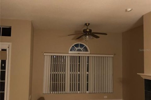 Casa en alquiler en Orlando, Florida, 4 dormitorios, 183.2 m2 № 1910569 - foto 11