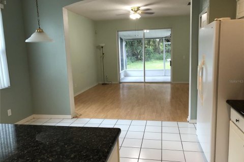 Casa en alquiler en Orlando, Florida, 4 dormitorios, 183.2 m2 № 1910569 - foto 24