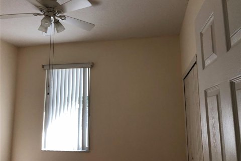 Casa en alquiler en Orlando, Florida, 4 dormitorios, 183.2 m2 № 1910569 - foto 15