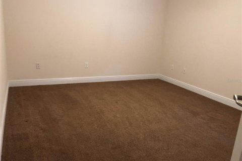 Casa en alquiler en Orlando, Florida, 4 dormitorios, 183.2 m2 № 1910569 - foto 29